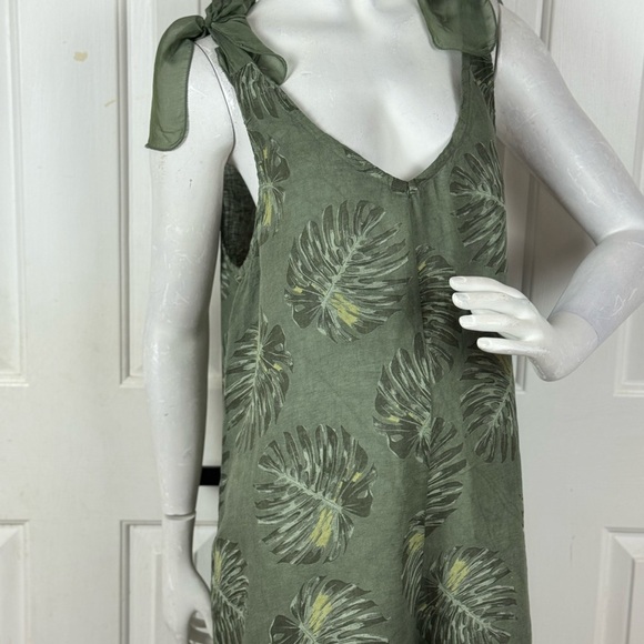 Camille à CO Green Leaf Print Jumpsuit Size CL. C33 - Picture 5 of 14